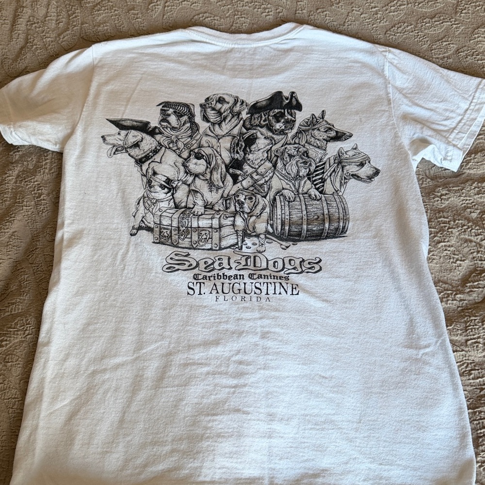 White Sea Dogs Saint Augustine Heat Activated Graphic T-Shirt